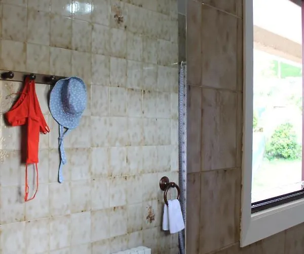 Δωμάτια σε οικογενειακή κατοικία Altos De - Privada Baiona